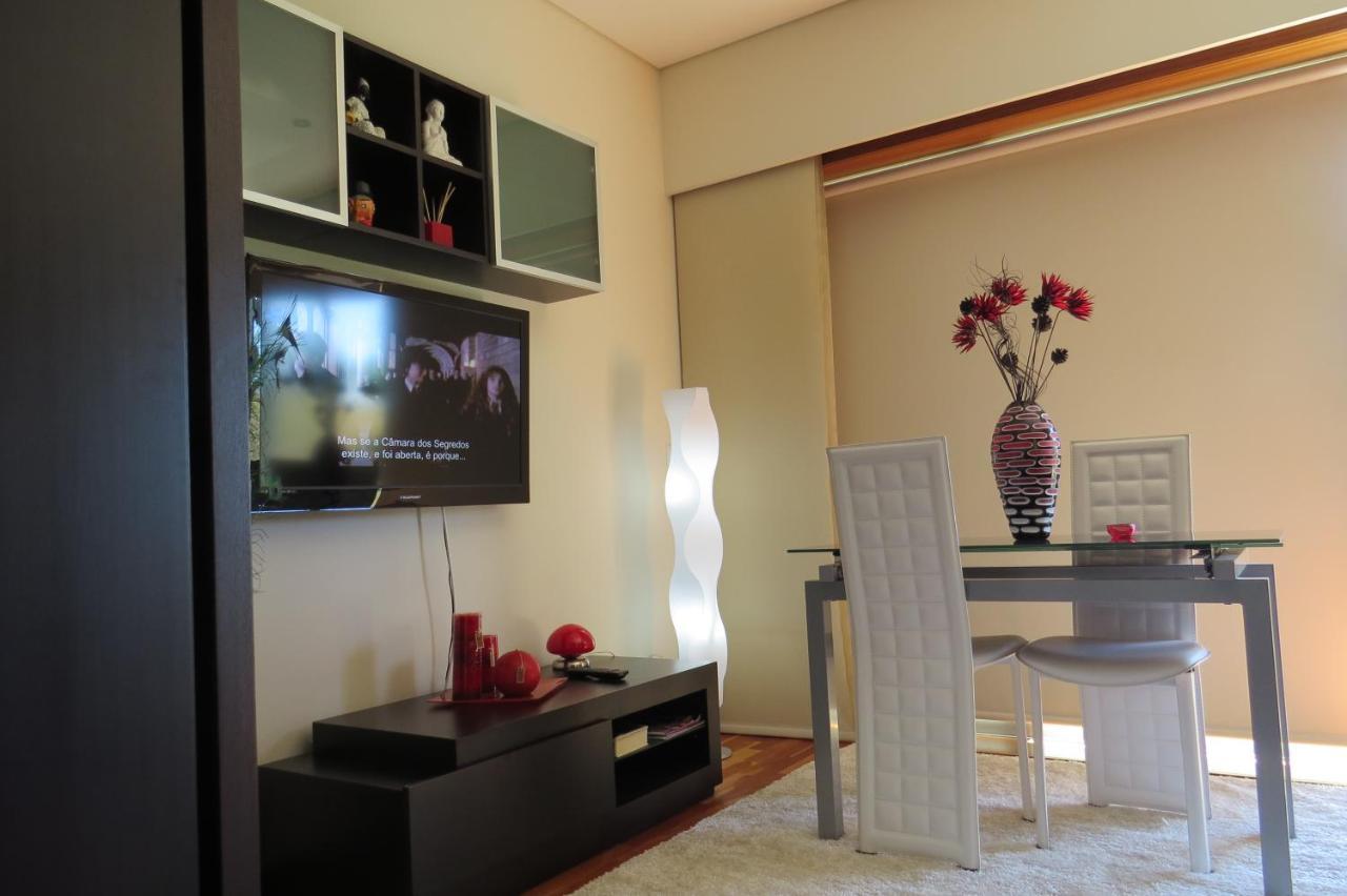 Estudio De Luxo Em Condominio Privado Com Piscina Виана до Кастело Екстериор снимка